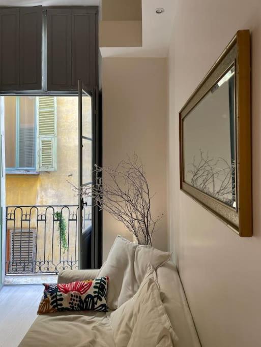 Luxury Apartment In The Heart Of Old Town Nice. Екстериор снимка