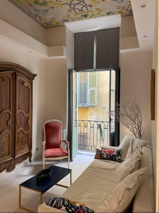 Luxury Apartment In The Heart Of Old Town Nice. Екстериор снимка