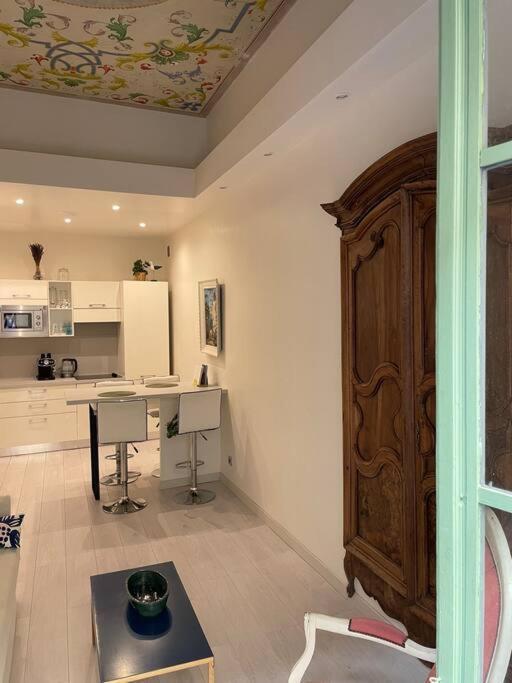 Luxury Apartment In The Heart Of Old Town Nice. Екстериор снимка