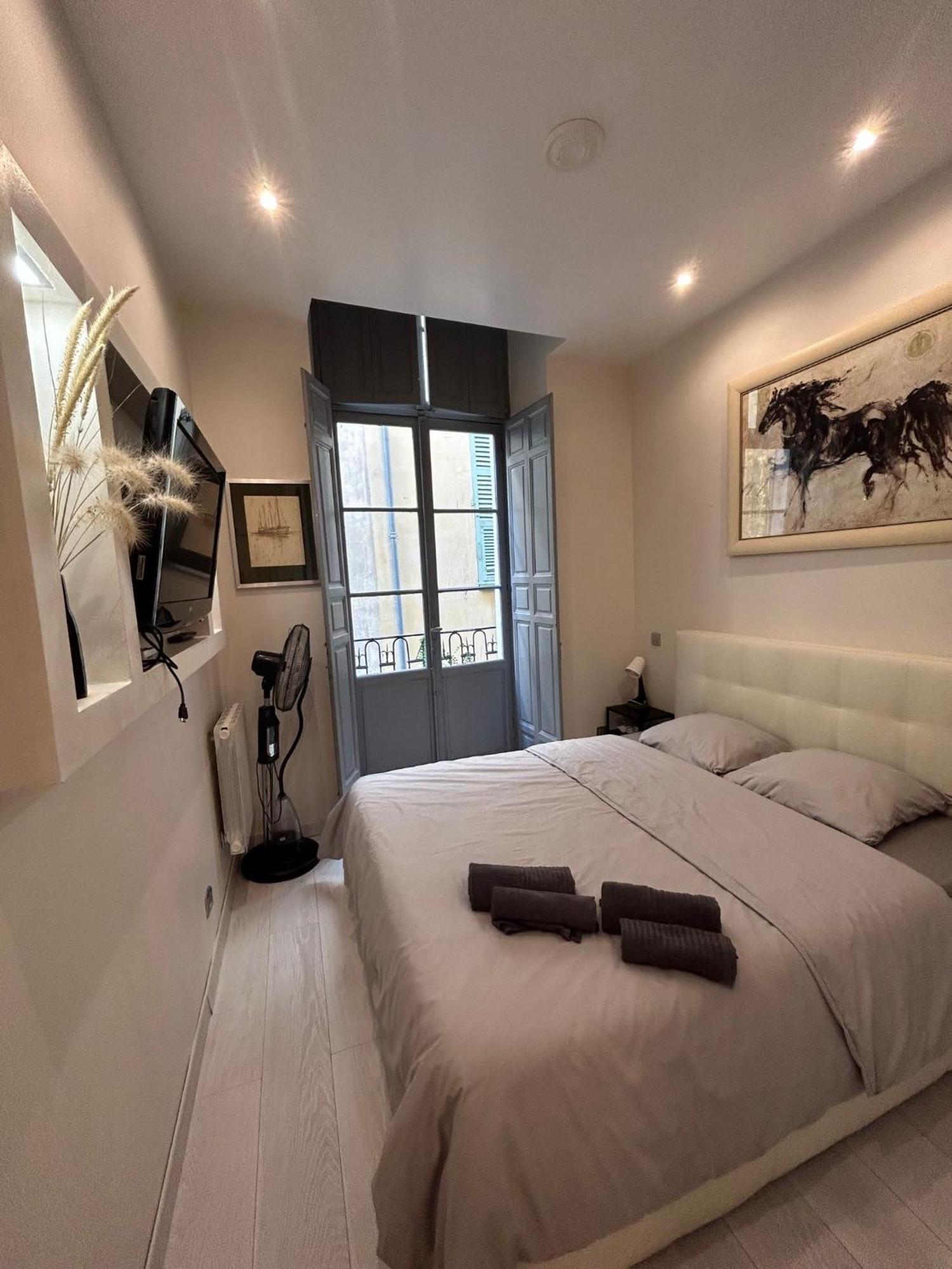 Luxury Apartment In The Heart Of Old Town Nice. Екстериор снимка