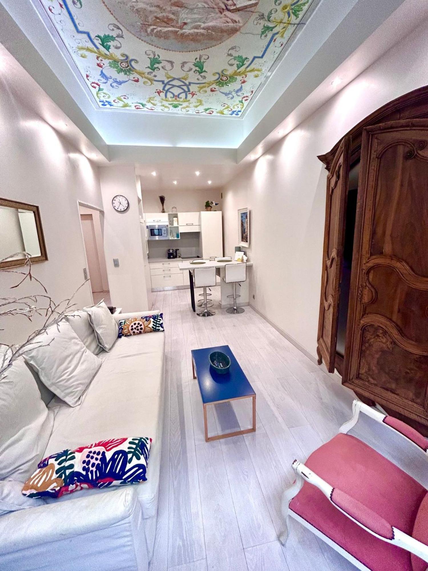 Luxury Apartment In The Heart Of Old Town Nice. Екстериор снимка